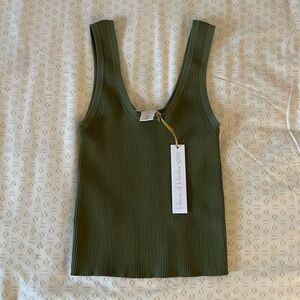 House of Harlow 1960 Olive Green Crop Tank Size S NEW!